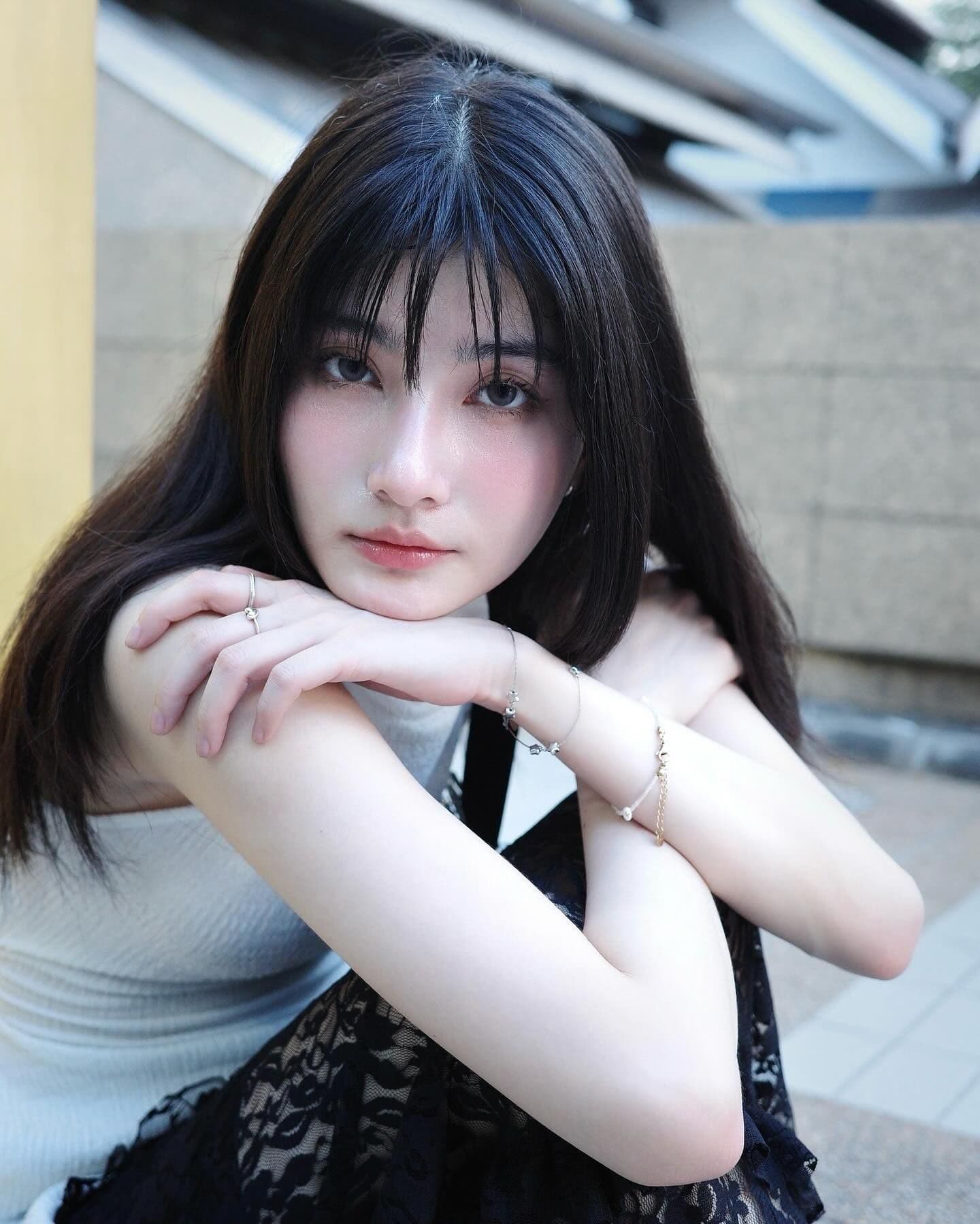 🌆☀️🚶♀️